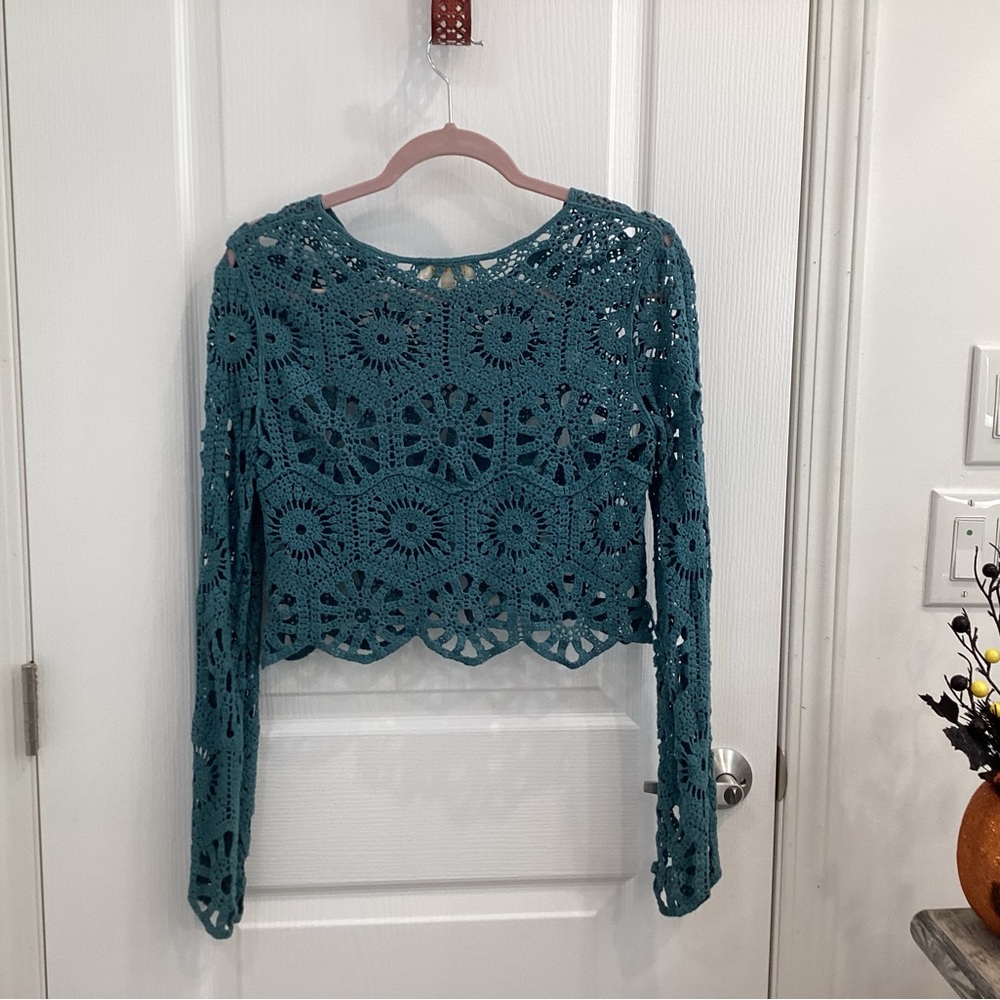 Teal Crochet Long Sleeve Top - Picture 4 of 4